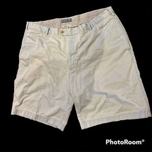 Peter Millar light blue wash shorts  Sz 40